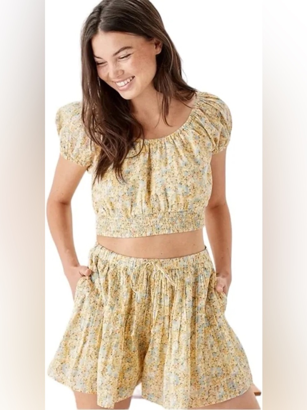 American Eagle Outfitters Yellow Floral Linen Shorts